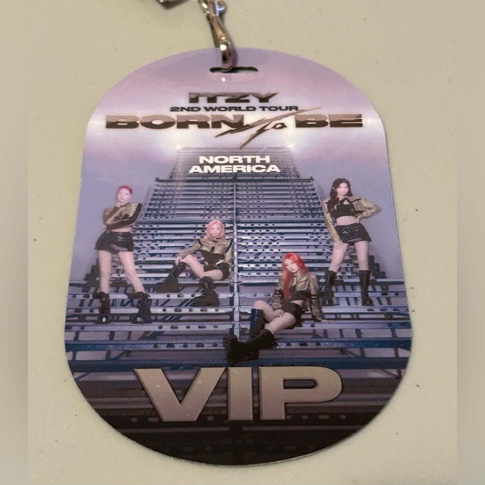 NEW! ITZY 2nd World Tour “Born To Be” OFFICIAL Tour VIP Laminate And Lanyard Set